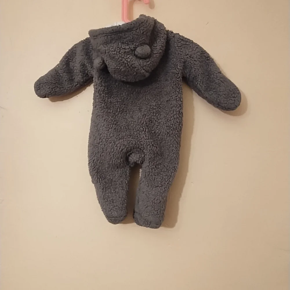 Carter's Baby 2 Bundle Gray & White Snow Suits Size 3 Mos.